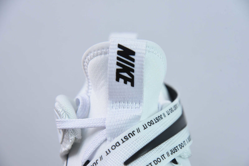 Nike React Hyperset (PRETO E BRANCO)